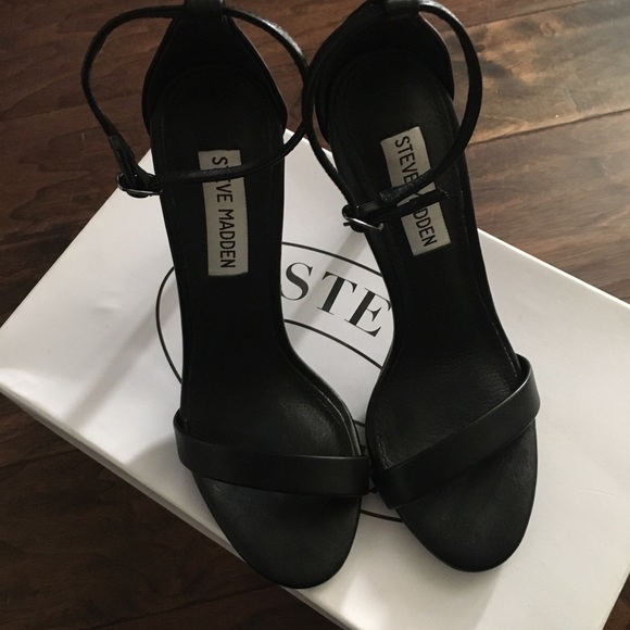 Steve Madden heels - Picture 1 of 3
